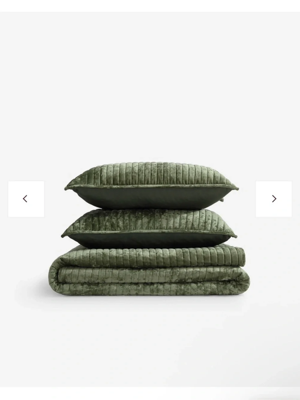 Sunday Citizen Olive Leaf Velvet & Bamboo Queen Quilt & 2 STD Shams Set.
